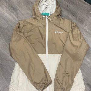 Soft Tan and white Columbia jacket